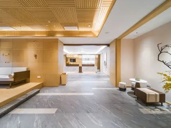 Jianguo Puyin Hotel (Xi'an Big Wild Goose Pagoda University of Technology  Subway Station Branch)