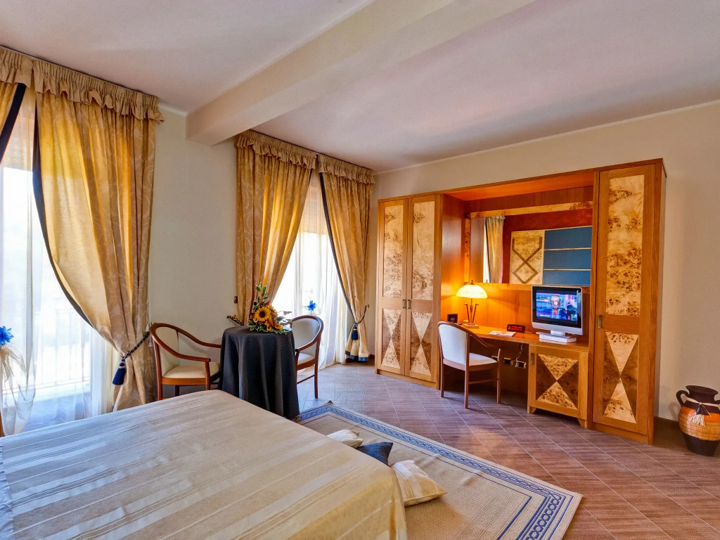 Best Western Hotel La Perla