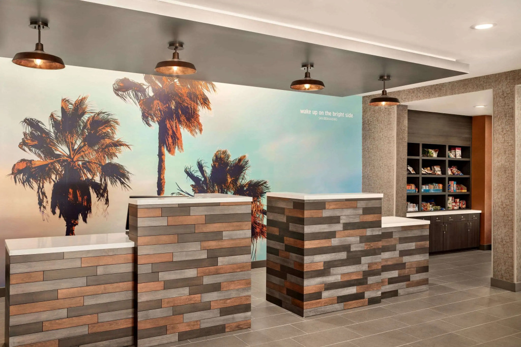 La Quinta Inn & Suites by Wyndham San Bernardino