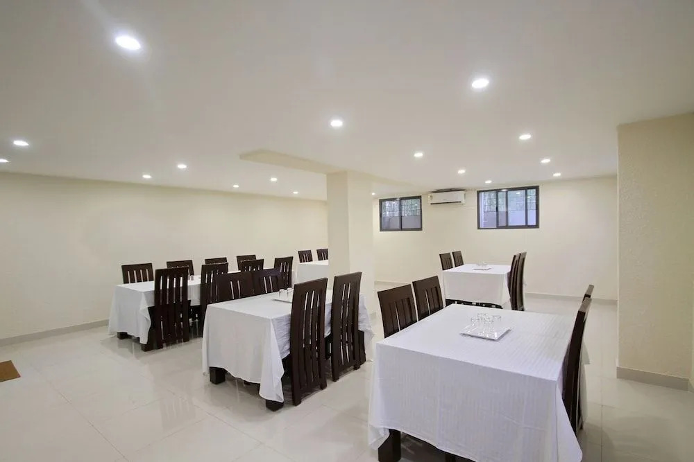 OYO 4797 Lulu Hospitality