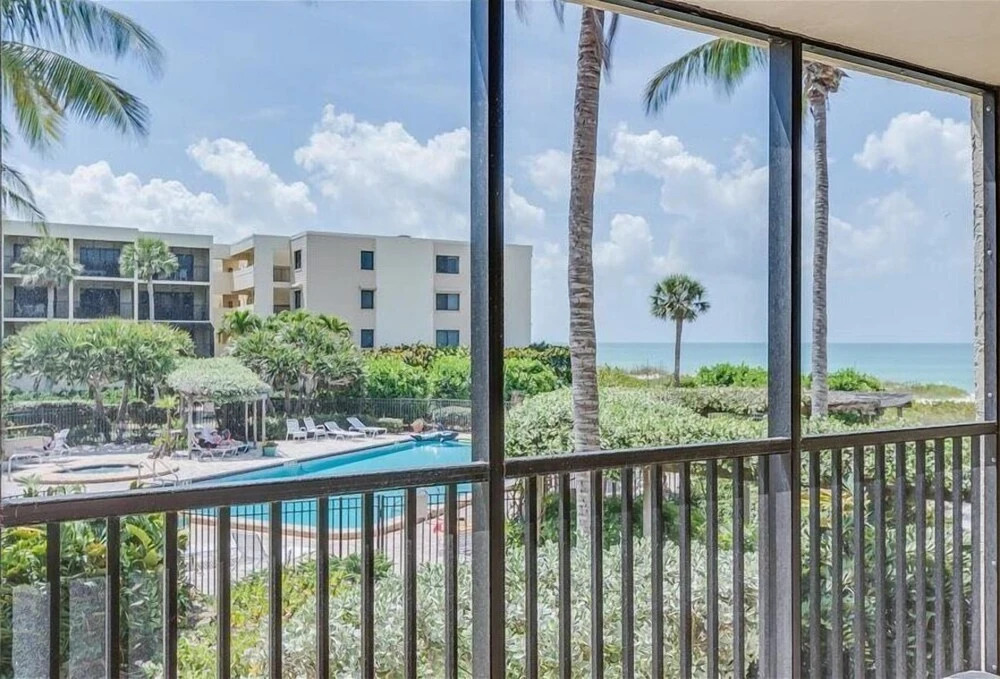Sea Oats 143 2 Bedroom Condo by RedAwning