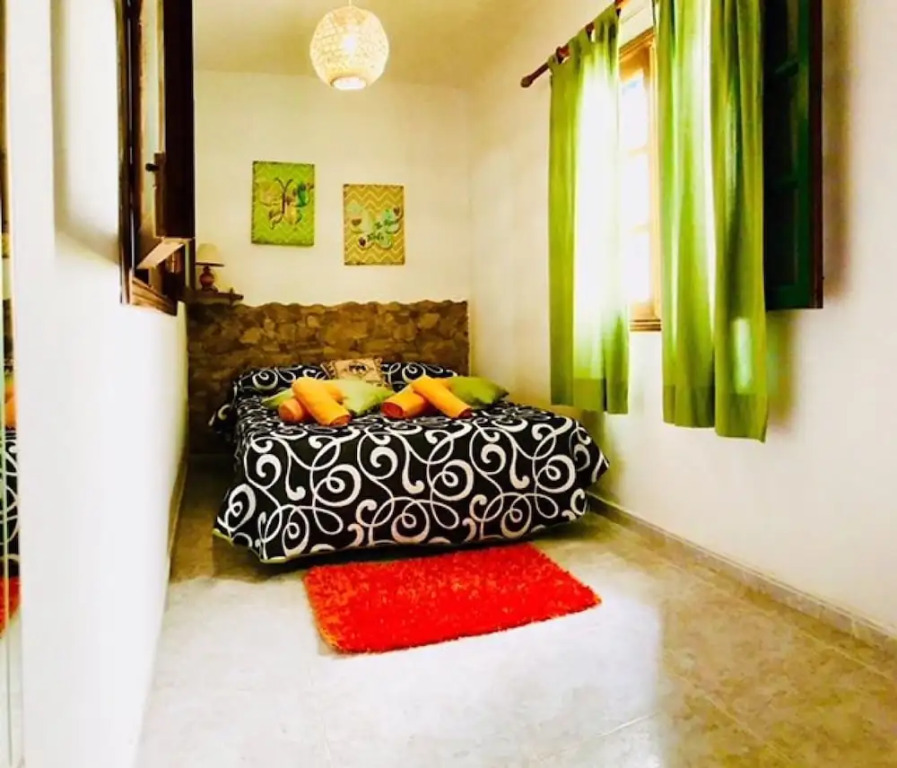 Apartment Oleada With sea Views and Wifi on the Seafront in Caleta de Caballo