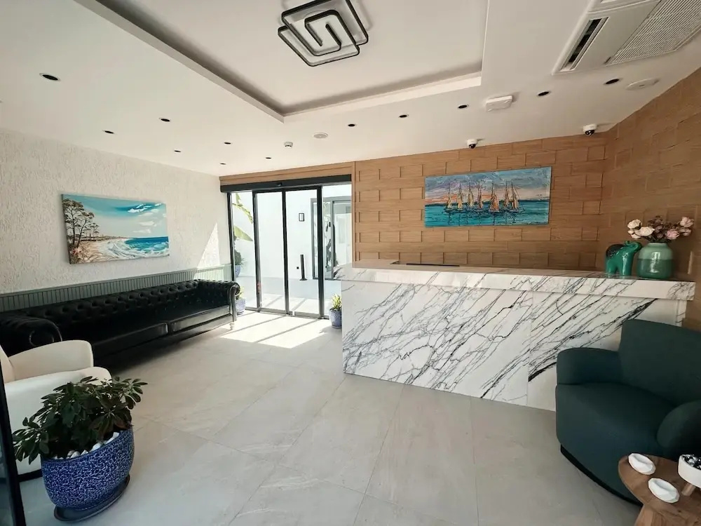 Taga Hotel