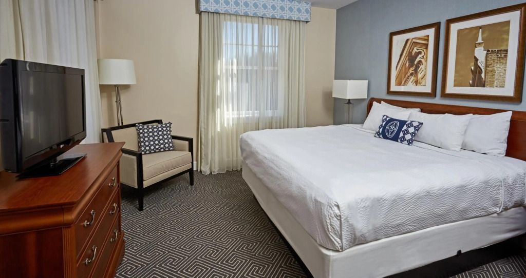 Hotel 24 South