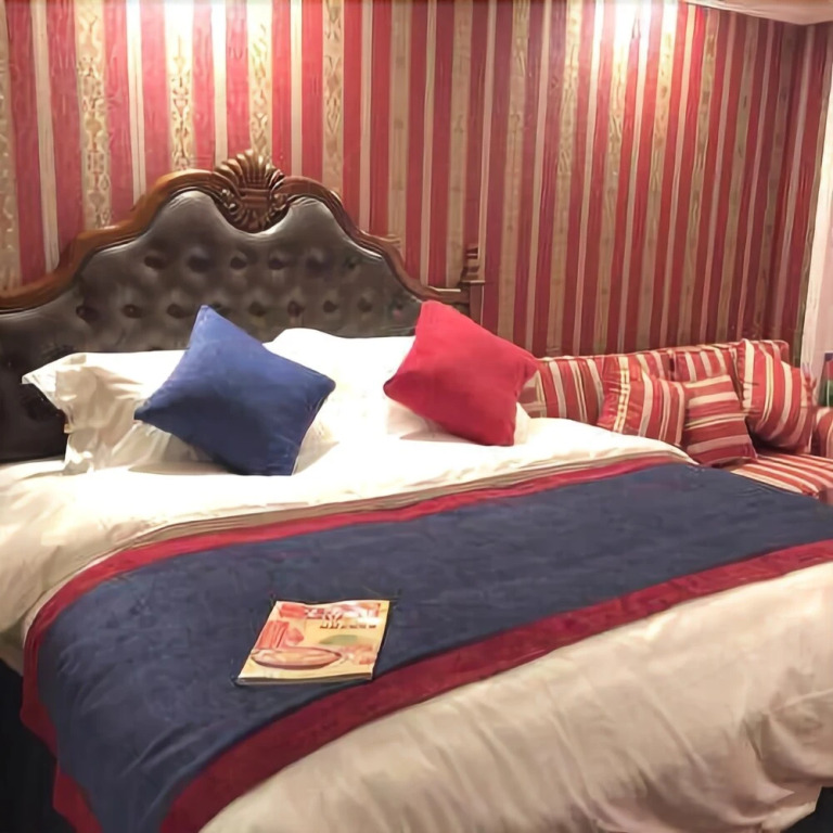 Hailun Hotel