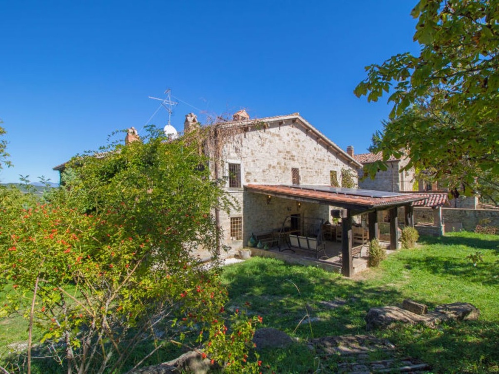 Holiday Home Il Giardino Dei Semplici by Interhome