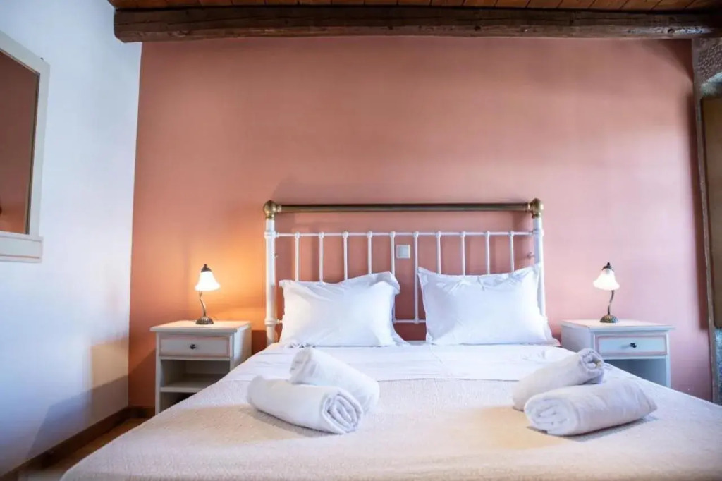 Trapela Areopolis, Boutique Hotel