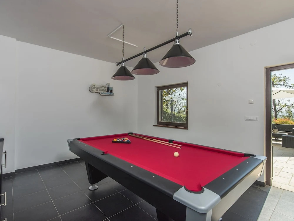 Luxurious Villa With Sea View for up to 8 Persons Located Near Opatija