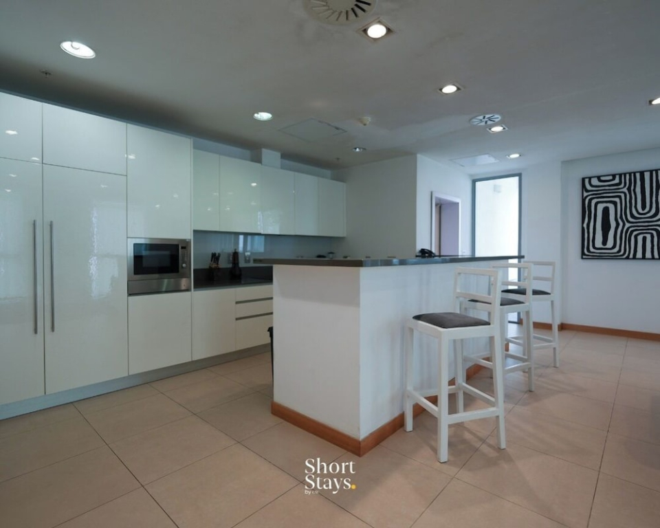 Short Stays By CW