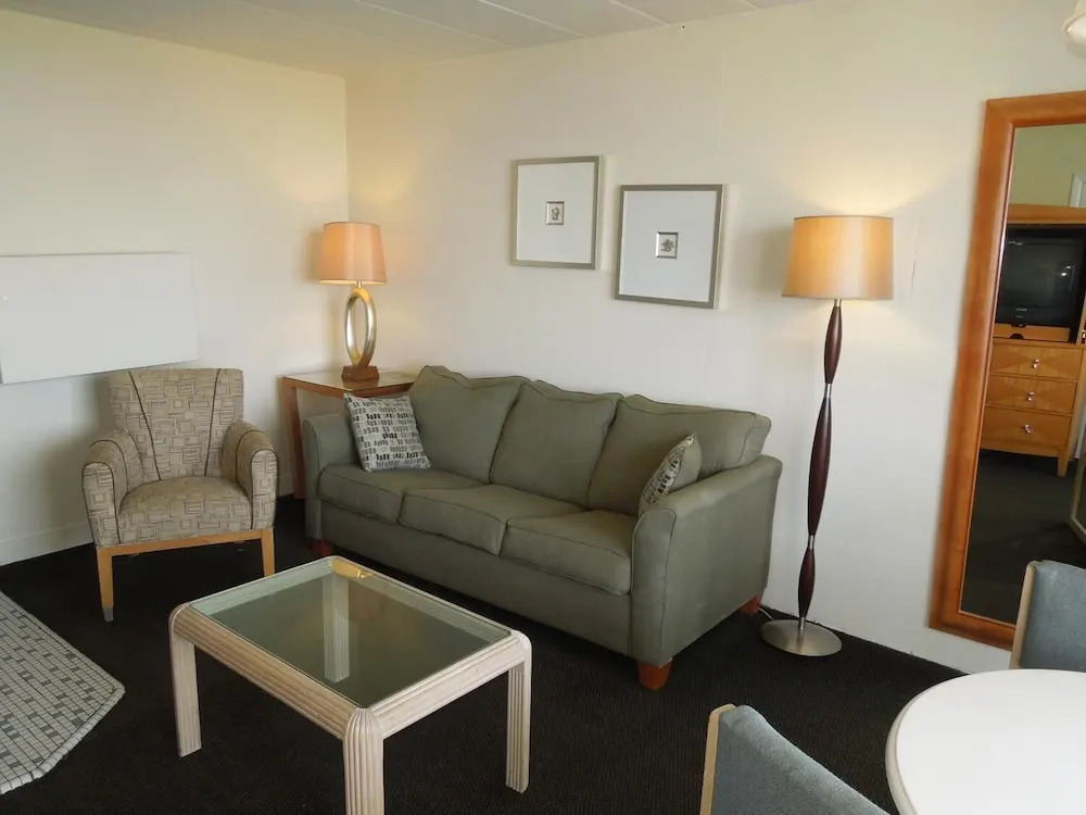 Oceanview Motel