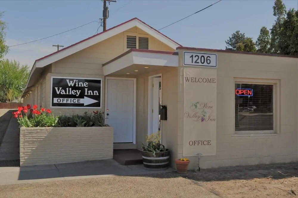 Wine Valley Inn
