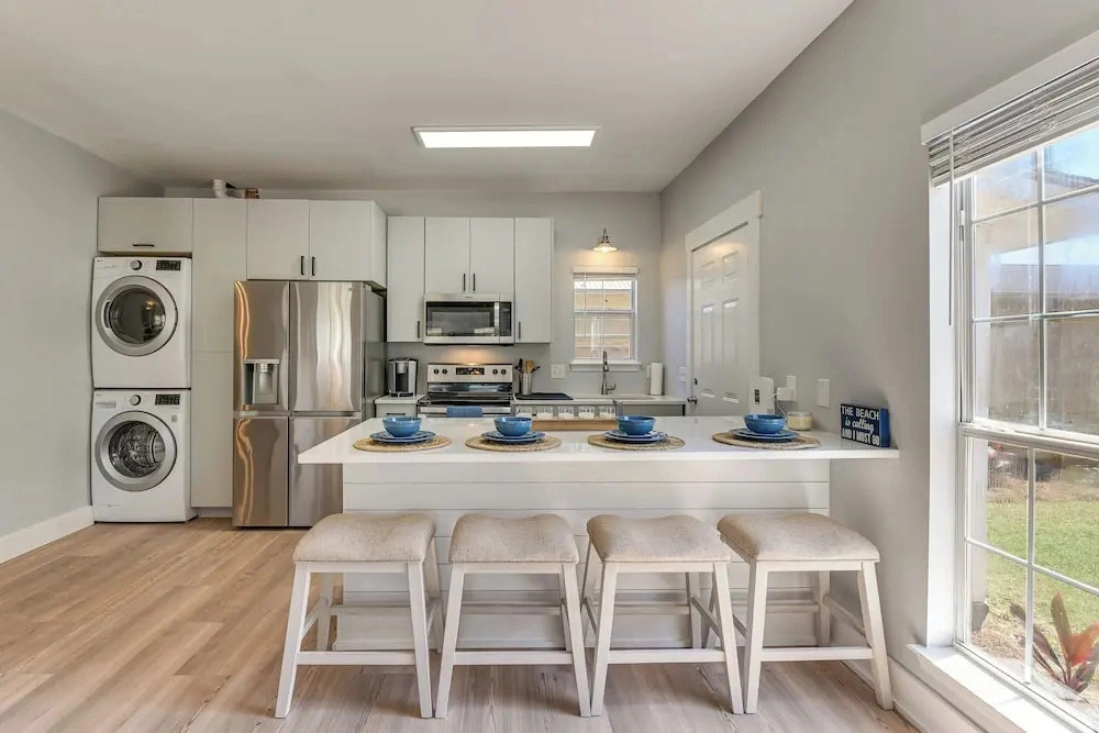 Walk to Beaches on 30a! Coastal Studio Stay