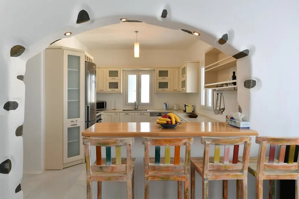 Villa Myrrine