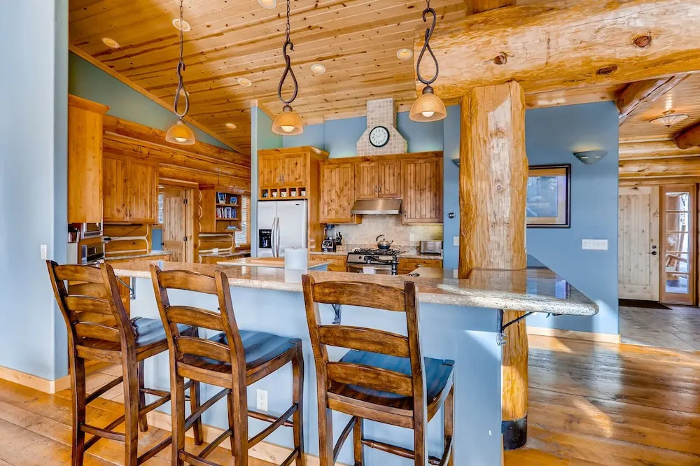 The Reserve House 6 Bedrooms 4.5 Bathrooms Home