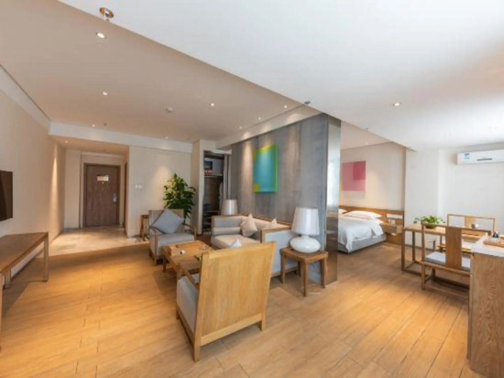 Best Wish Art Hotel