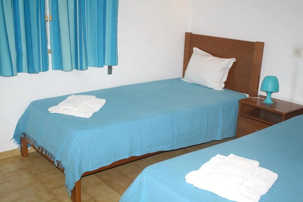 Apartment With 2 Bedrooms in Porches, With Pool Access and Furnished G