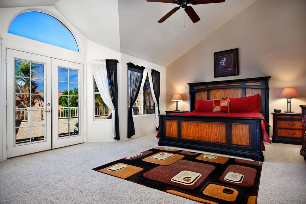 Private Vacation Homes - Scottsdale