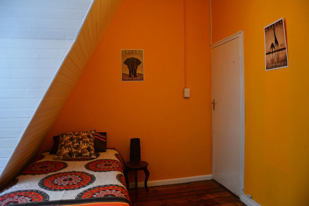 Urban Hive Backpackers