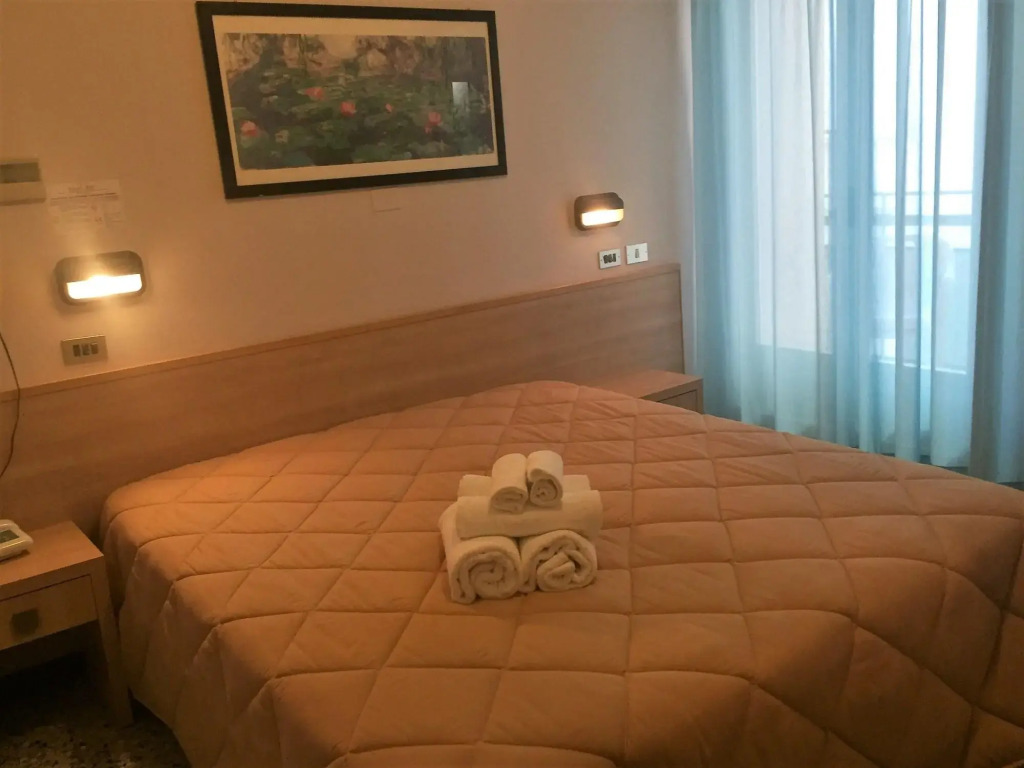 Abc Hotel