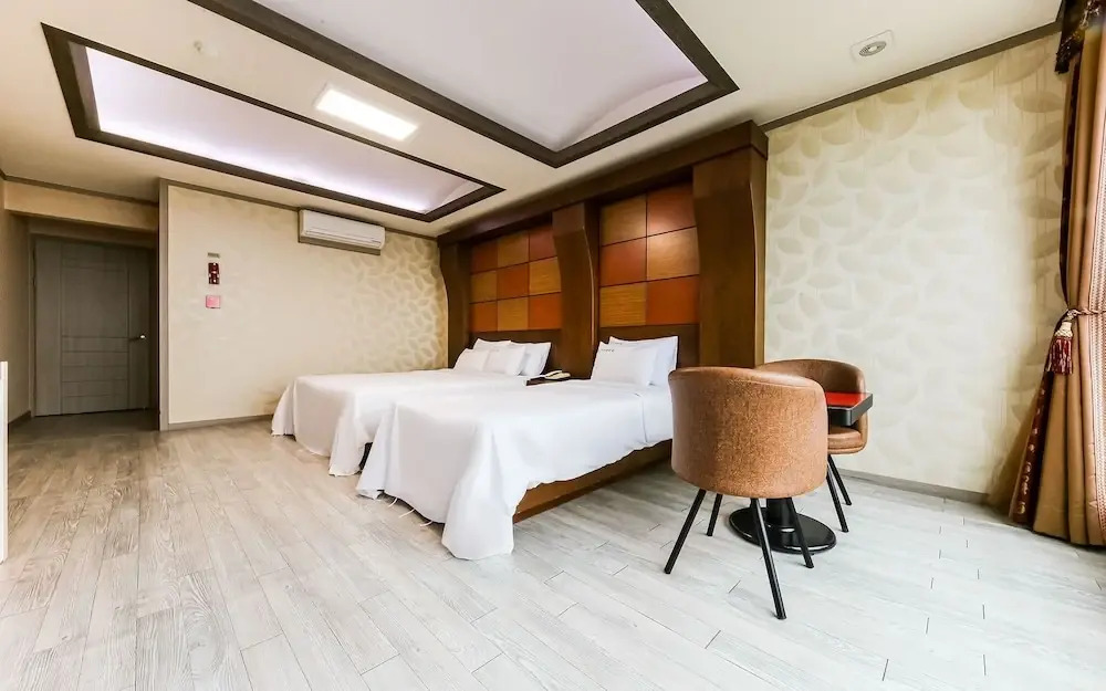 Taean Lux Pensiontel