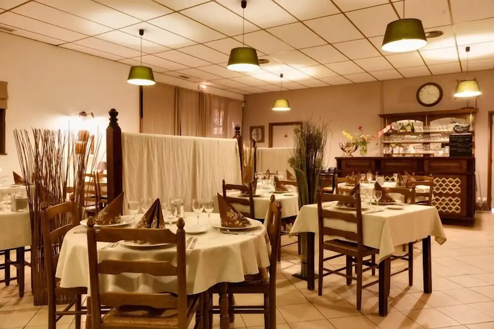 LOGIS - Auberge Du Colombier