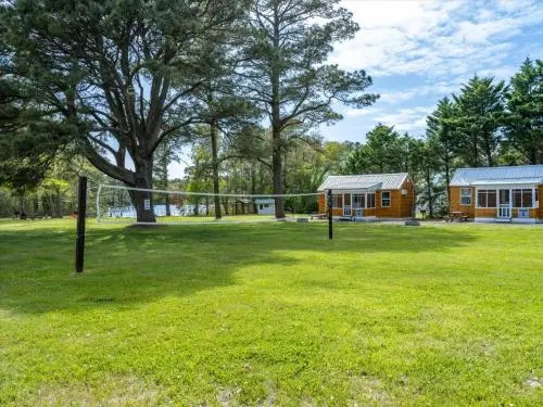Beach Bum West-O Cabins