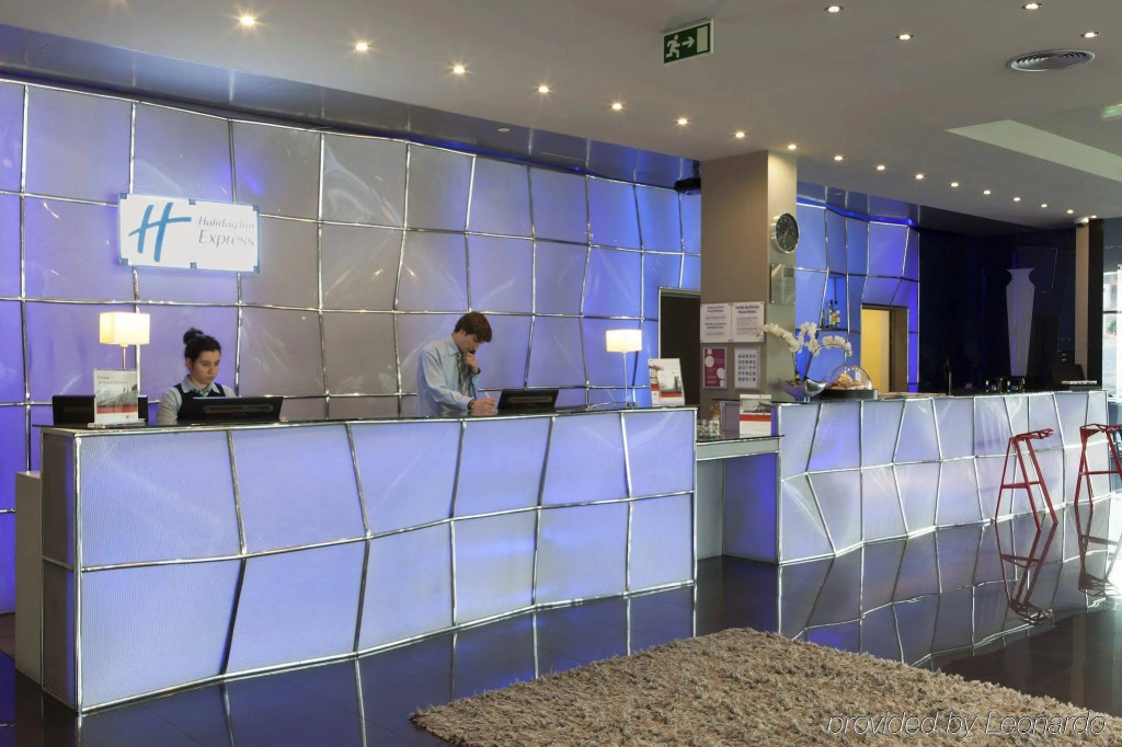 Holiday Inn Express Lisbon Alfragide by IHG