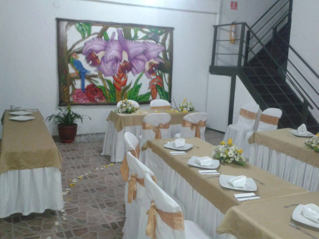Hotel 36 View Cabecera