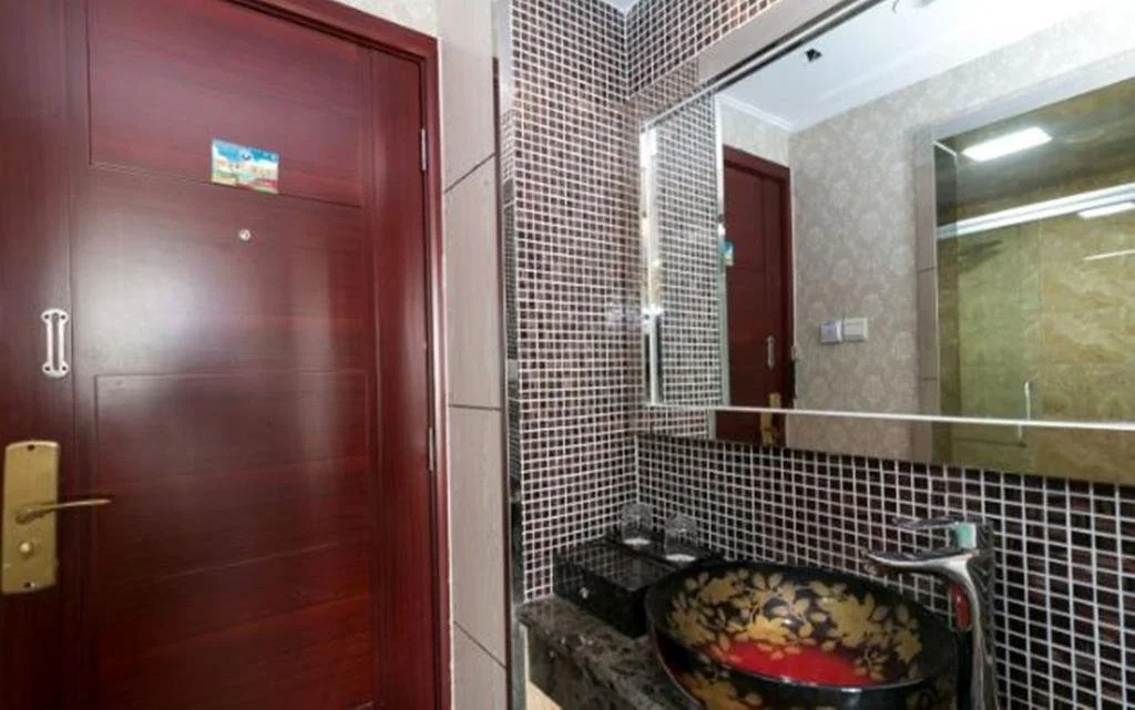 Yiwu Xinze Hotel