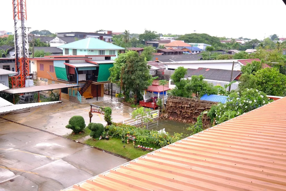 Kanjana Hotel