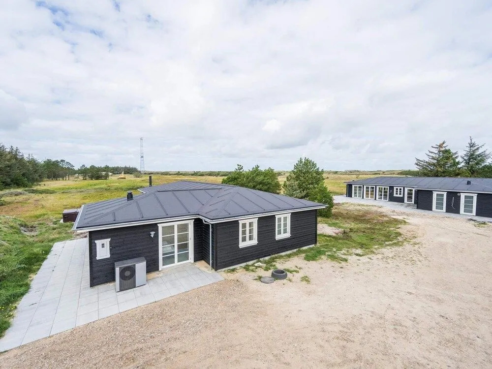 10 Person Holiday Home in Blavand