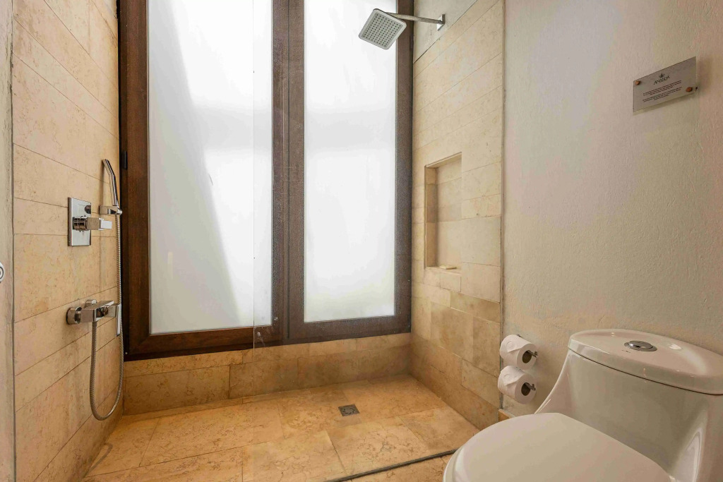 Ananda Hotel Boutique