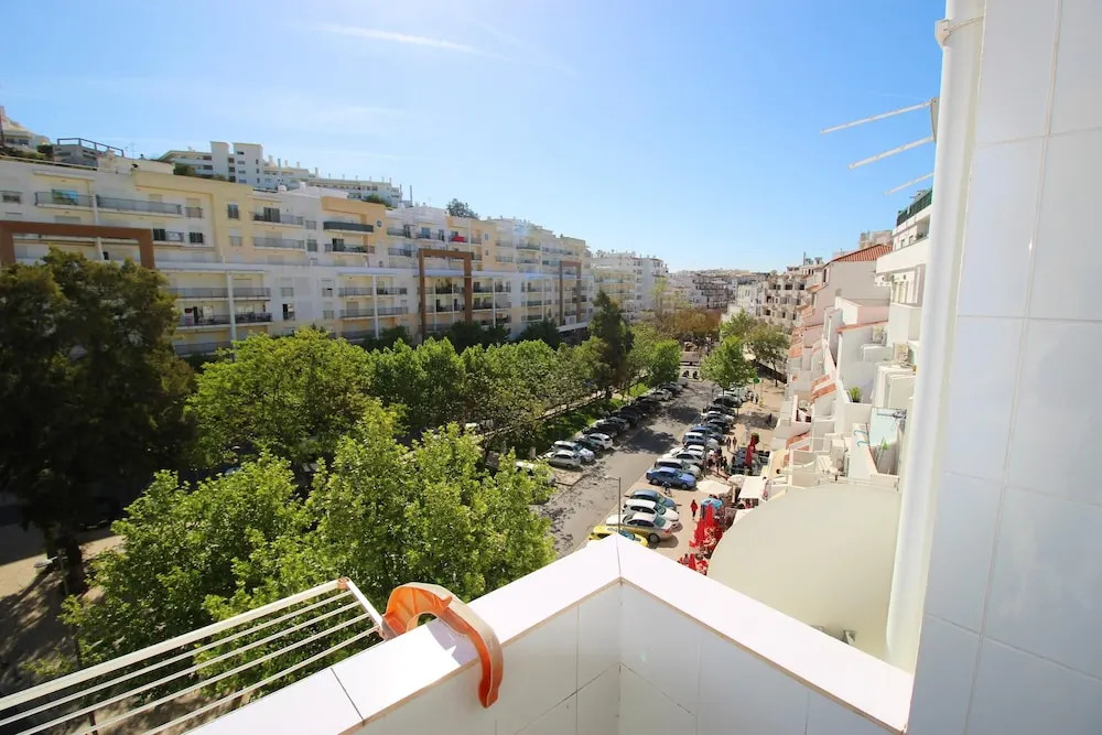 Studio in Albufeira, With Furnished Balcony and Wifi