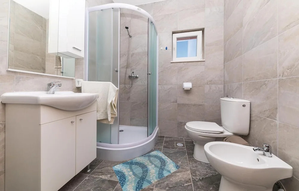 Amazing Home in Okrug Gornji With Sauna, Wifi and 4 Bedrooms