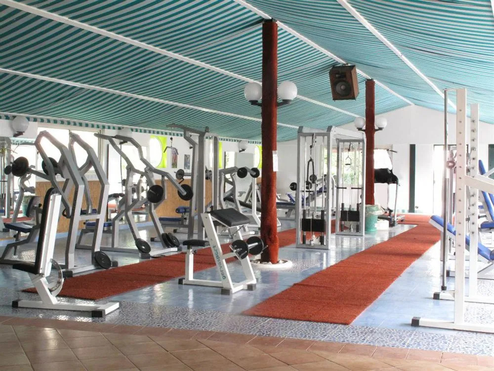Tennis Hotel