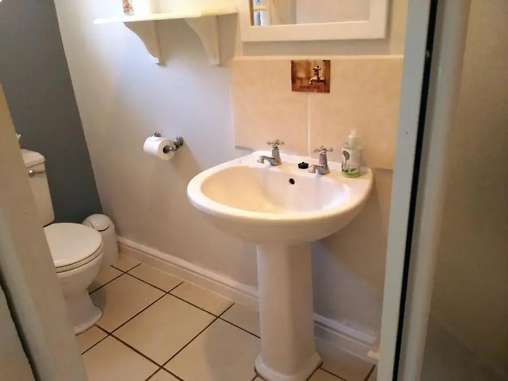 Antique Silk Self Catering Unit