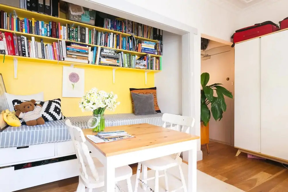 Beautiful Lush and Green Oasis Studio Apartment