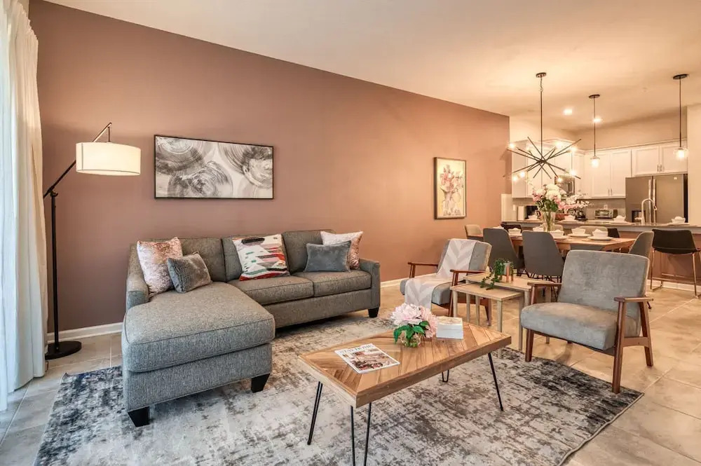 Modern 2BR Condo w Mickey Room - Family Perfection