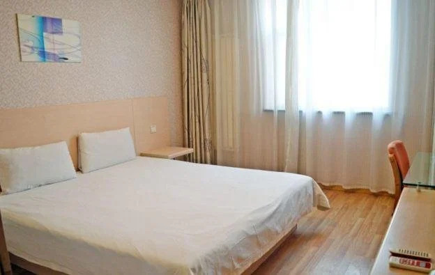 Eaka Hotel 365