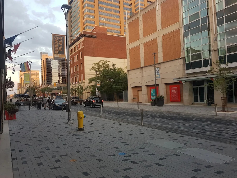 Wander - Downtown London