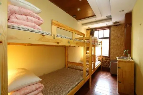 Qingdao Dragon Youth Hostel