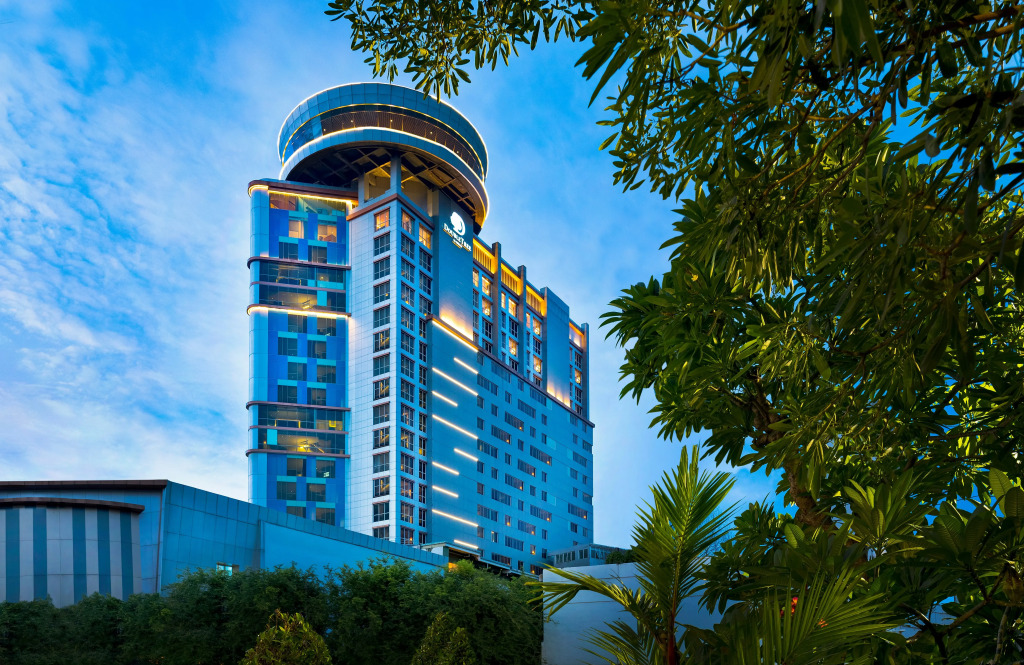 DoubleTree by Hilton Surabaya