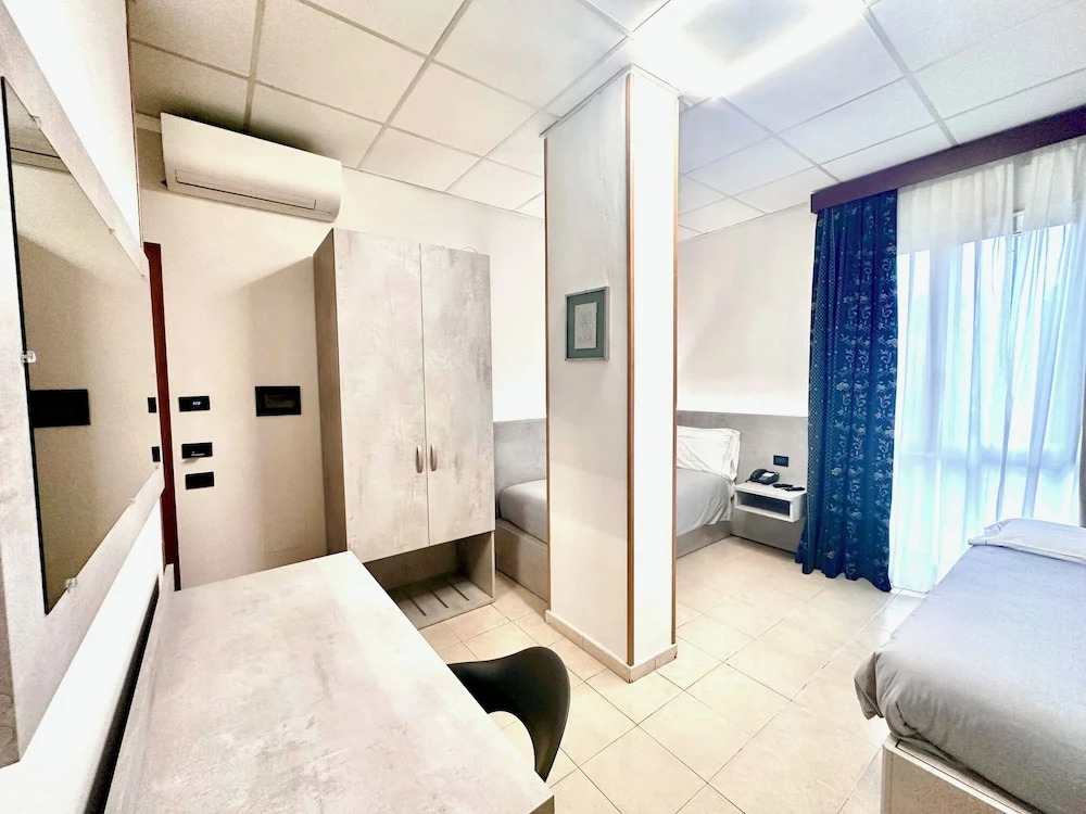 Hotel Leonardo