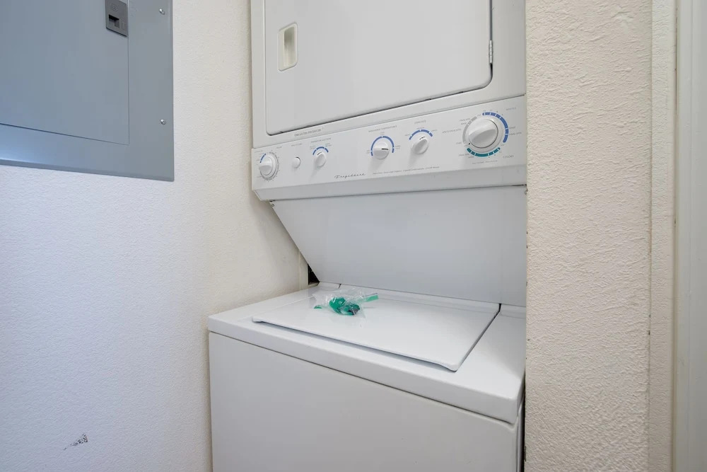 Sleep in Comfort in The Most Spacious 2 Bedrooms Tidewater Has to Offer