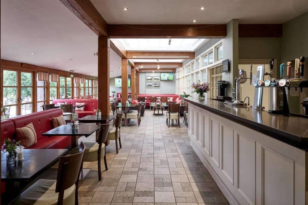 Bowood Hotel, Spa, and Golf Resort