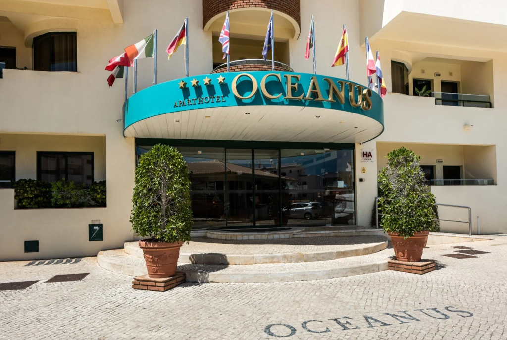 Oceanus Aparthotel