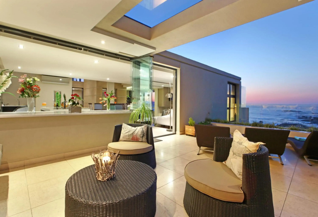 Azamara Luxury Villa - Camps Bay