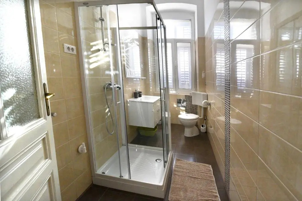 Modern Antique apartment's Villa Castropola 8, located in Center of Pula