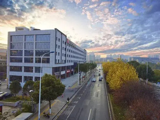 Echarm Hotel (Hunan International Economics University)