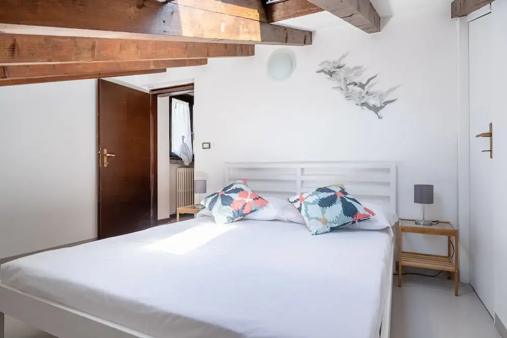 Cascine Mansarda by Wonderful Italy